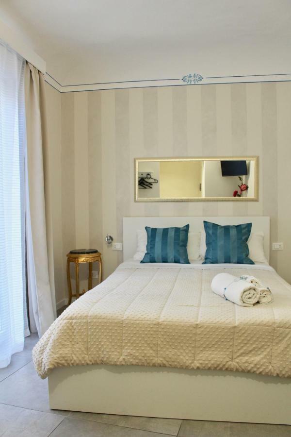 Triscele Glamour Rooms Palermo Eksteriør billede