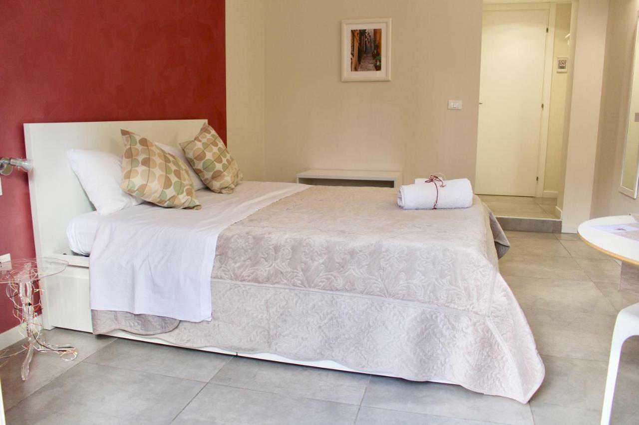 Triscele Glamour Rooms Palermo Eksteriør billede