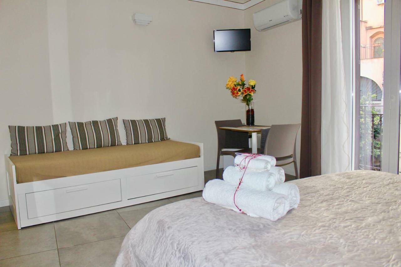 Triscele Glamour Rooms Palermo Eksteriør billede